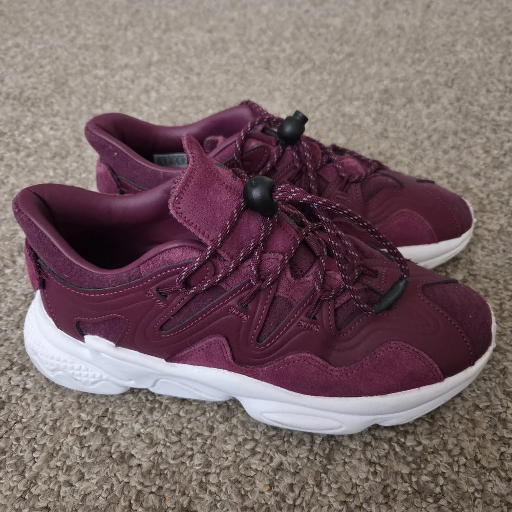 Adidas Ozweego Plus W‎ Victory Crimson Running Shoes Maroon Size 7.5 Womens